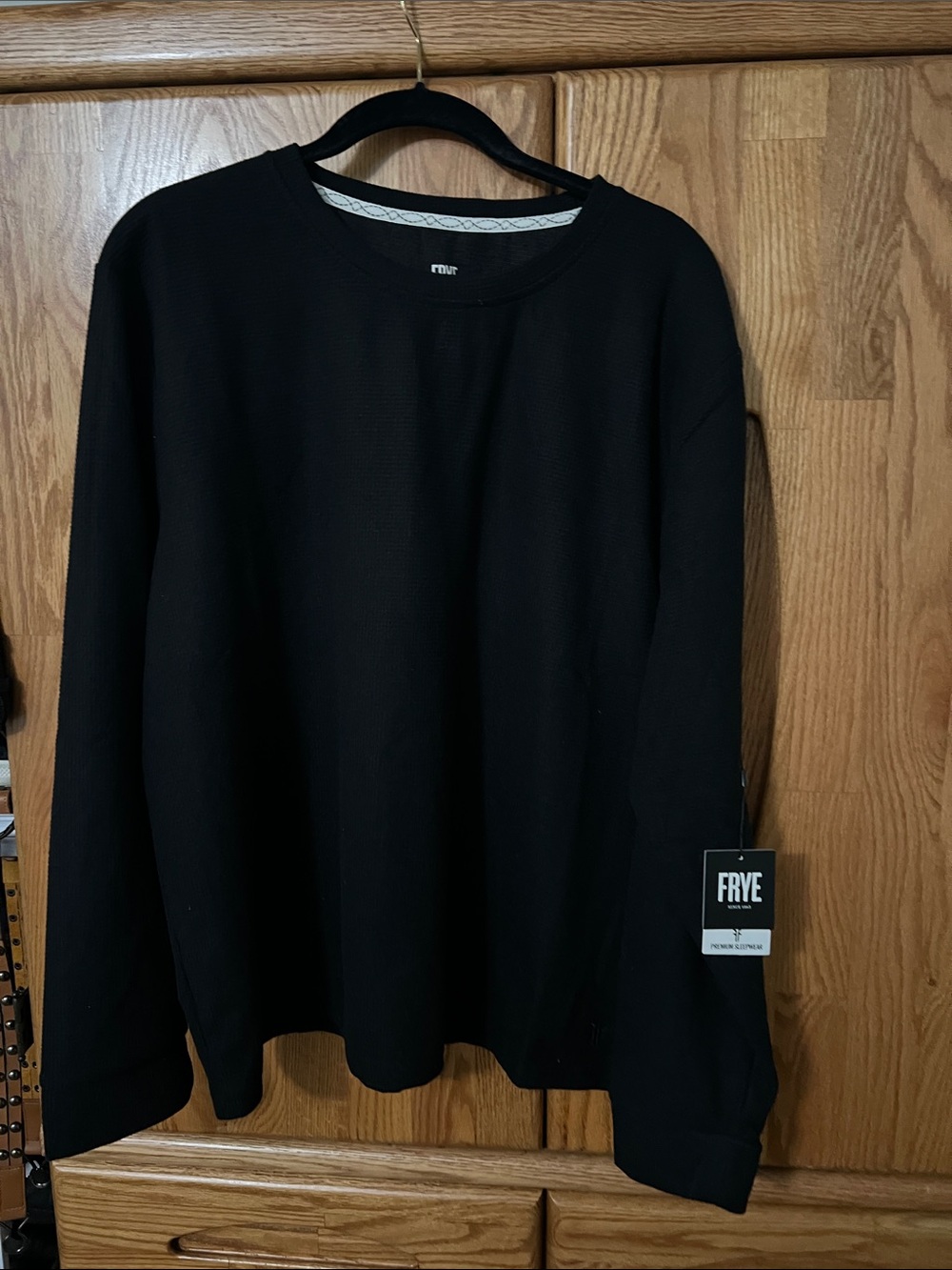 Frye black long sleeve waffle thermal premium sleepwear long shirt NEW